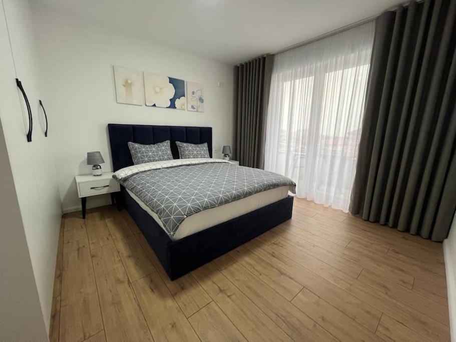 Modern Apt Near City Centre Shkoder Exterior photo
